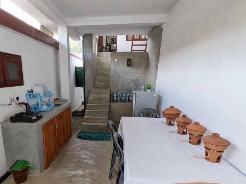 Villa Wismar Хіккадува Екстер'єр фото